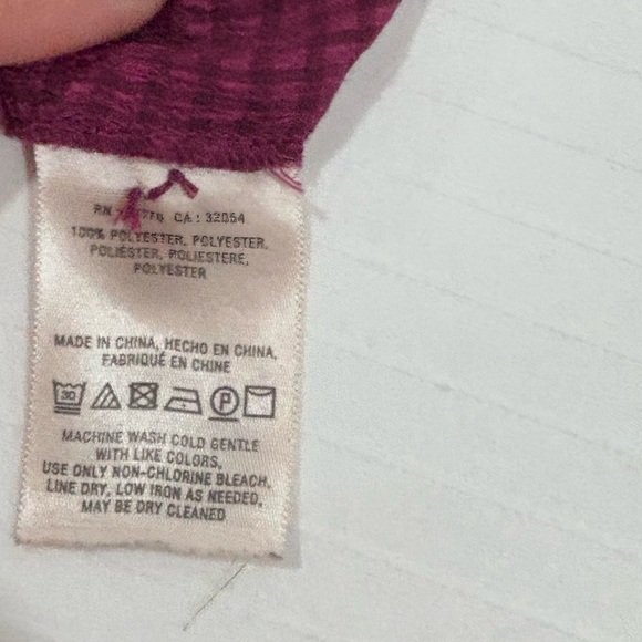 💜 Anthropologie HD in Paris Sheer Long-Sleeve Blouse - Thistle Berry  💜 - Picture 4 of 13